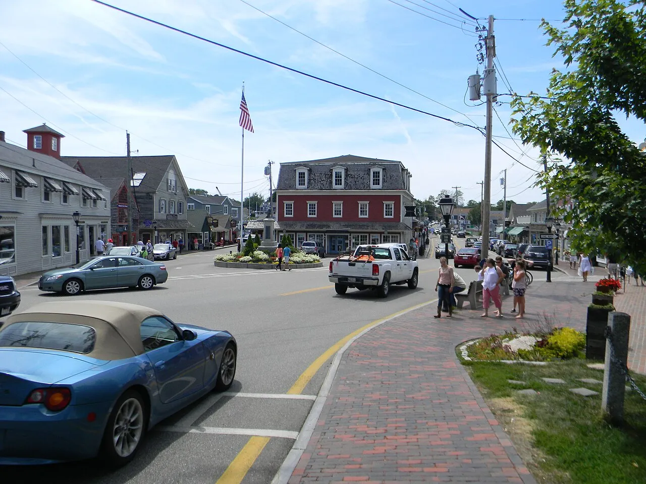 Shops around Dock Square, the heart of Kennebunkport