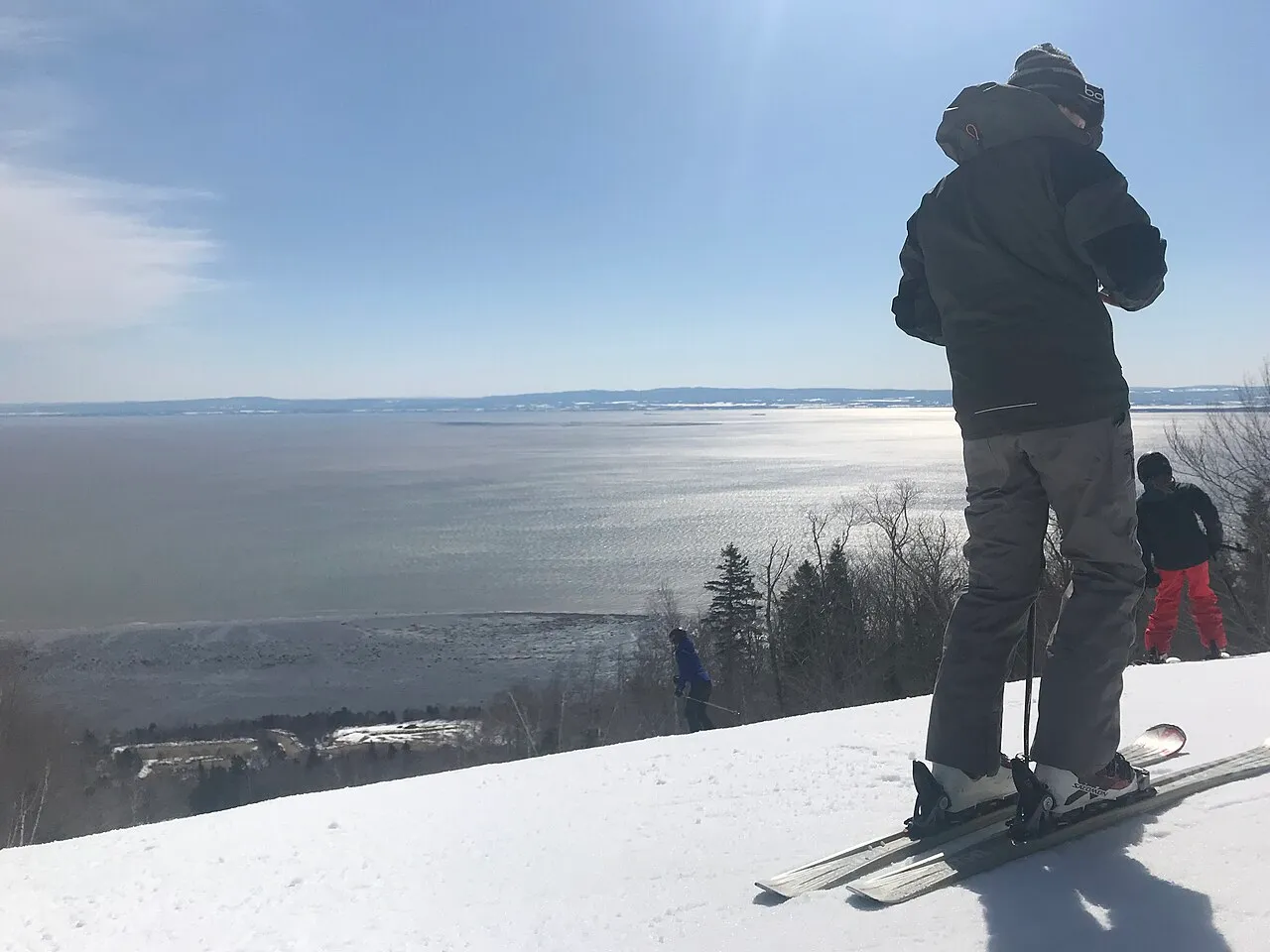 Vue sur le fleuve St-Laurent du sommet du Massif