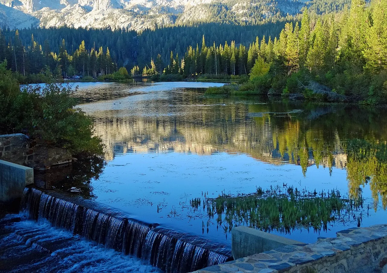 Sunrise, Twin Lakes Spillway, Mammoth Lakes CA 9-16 ()