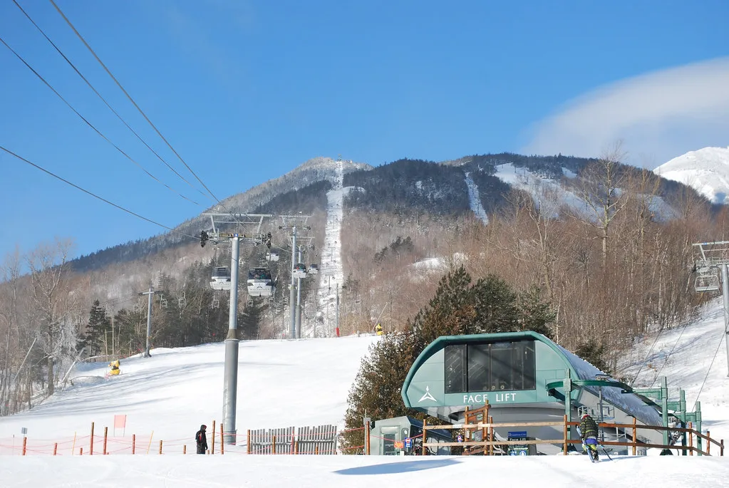 Whiteface Cloudsplitter gondola on left, Face Lift on right, Whiteface Lake Placid
