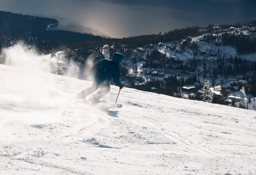Ski to the valley floor